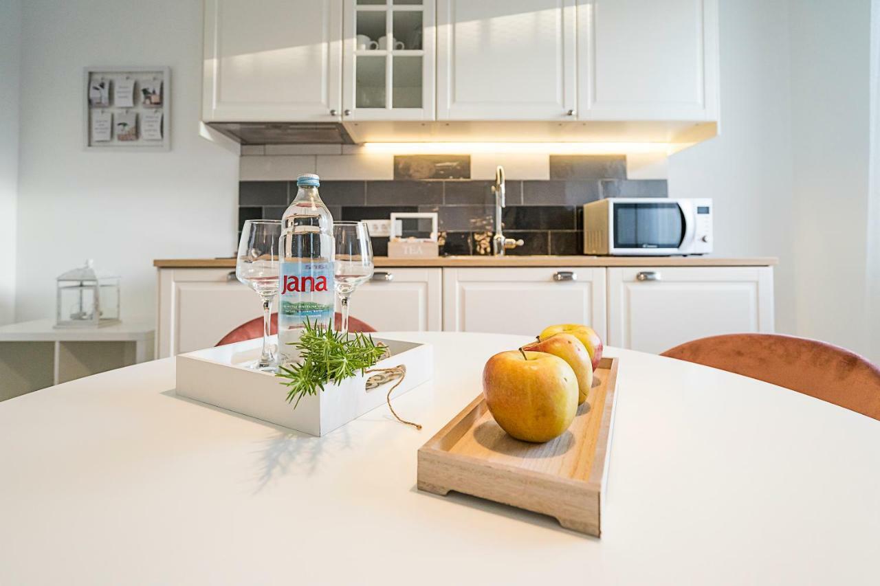 Studio Apartments Marcel สปลิท ภายนอก รูปภาพ