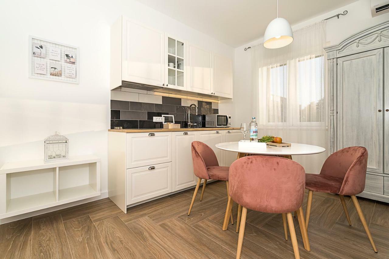Studio Apartments Marcel สปลิท ภายนอก รูปภาพ