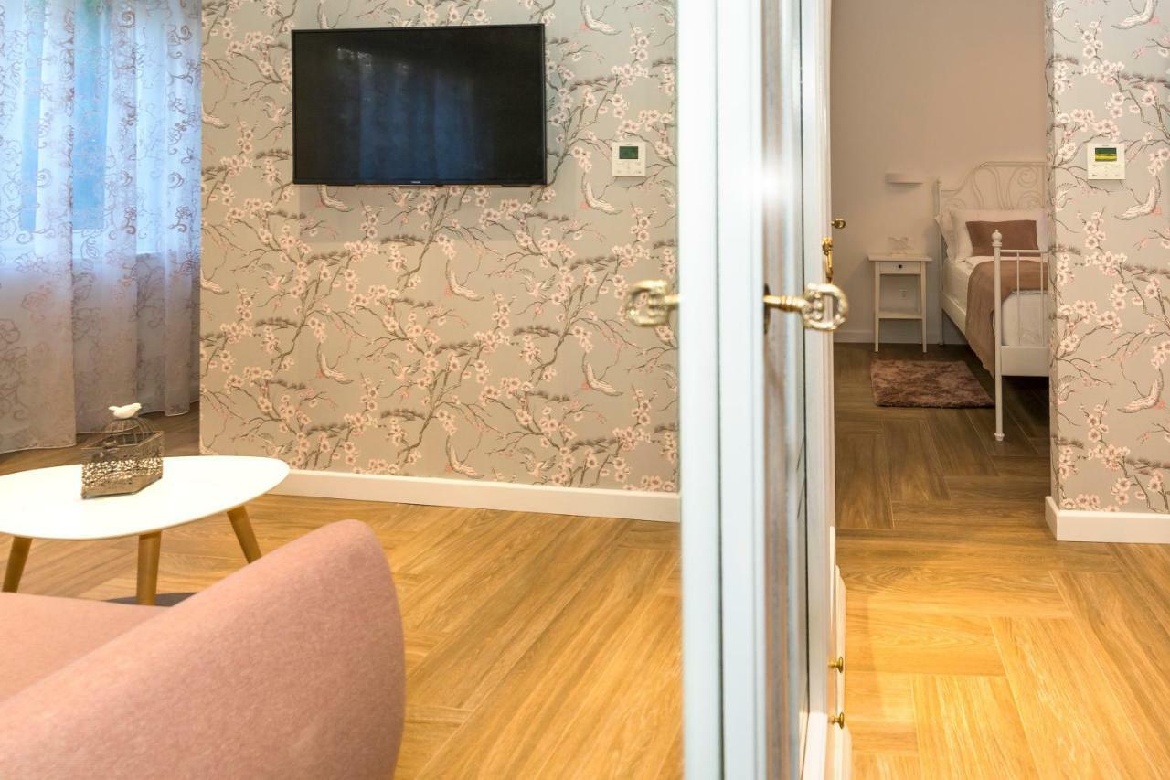 Studio Apartments Marcel สปลิท ภายนอก รูปภาพ